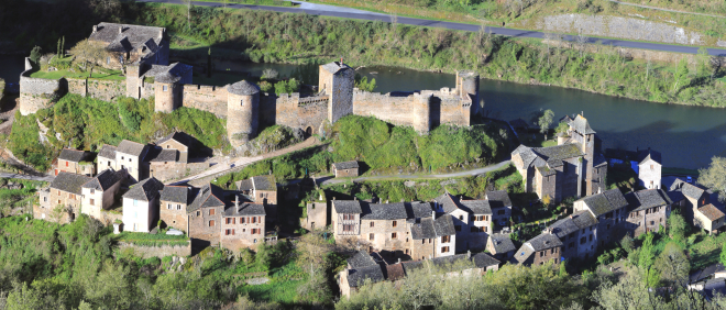 Village de Brousse-le-Château vue de haut