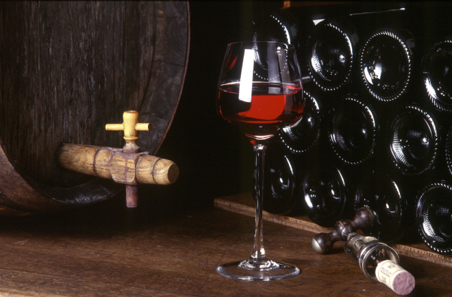 Vin rouge de Gaillac a la cave